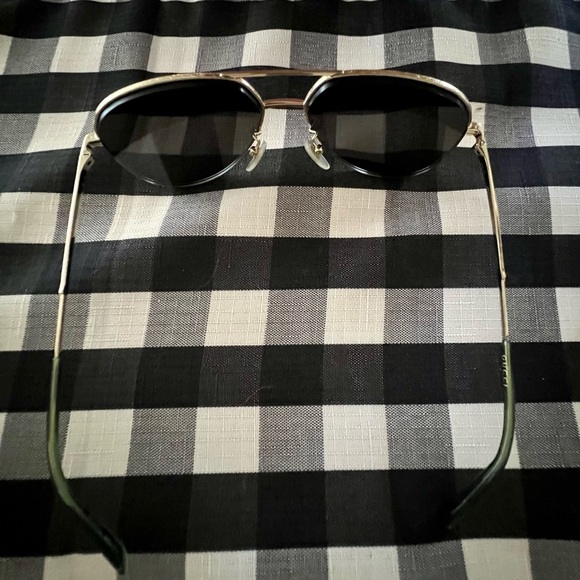 Gucci Aviator-Style Sunglasses - Picture 3 of 9